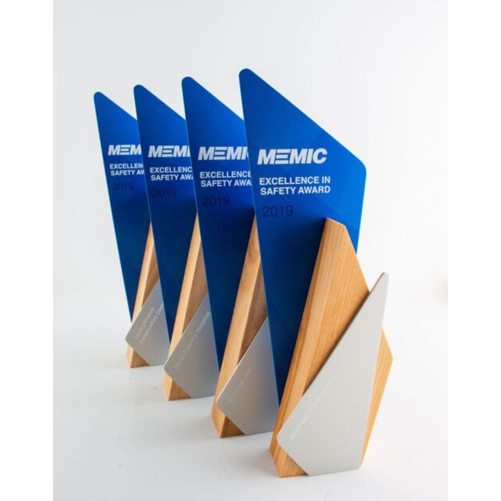 Trophy Swatcher Buy Customized Trophies Online At Best Prices